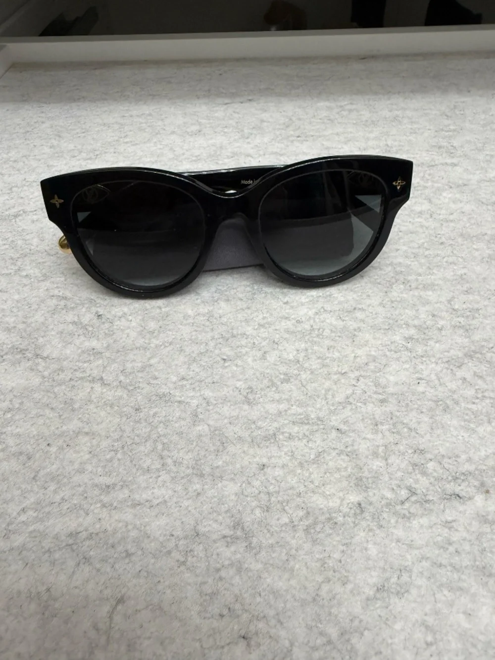 Louis Vuitton Women's Black Sunglasses